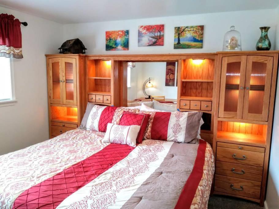 Sauna & Steam Larch Avenue Getaway Villa Port Angeles Exterior foto