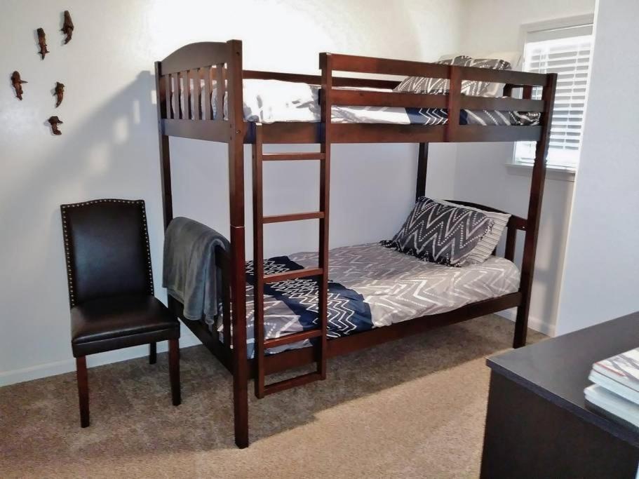 Sauna & Steam Larch Avenue Getaway Villa Port Angeles Exterior foto